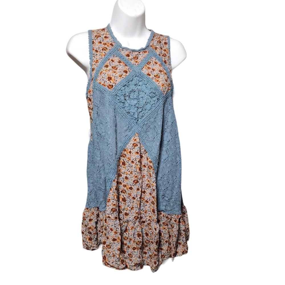 Umgee Sleeveless Floral Sheer Lace/Crochet Tunic Tank Baby Doll Dress